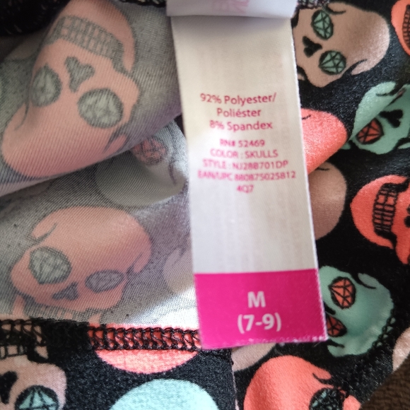 2 Pair Skull Print Shorts - Picture 4 of 6